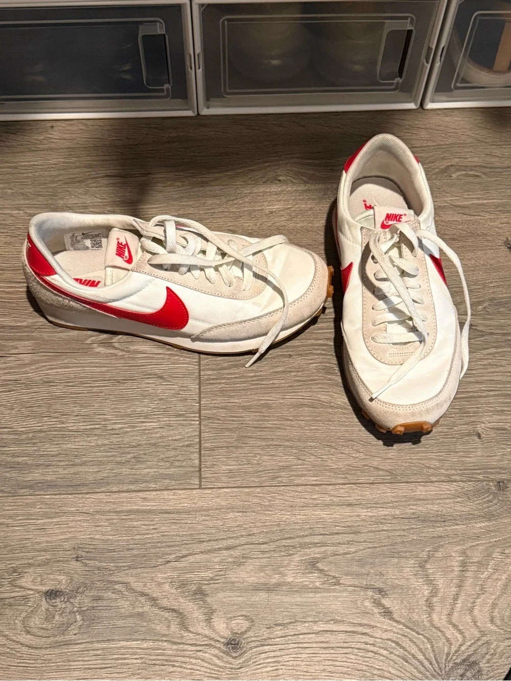 Nike White and Red Retro Runner Sneakers